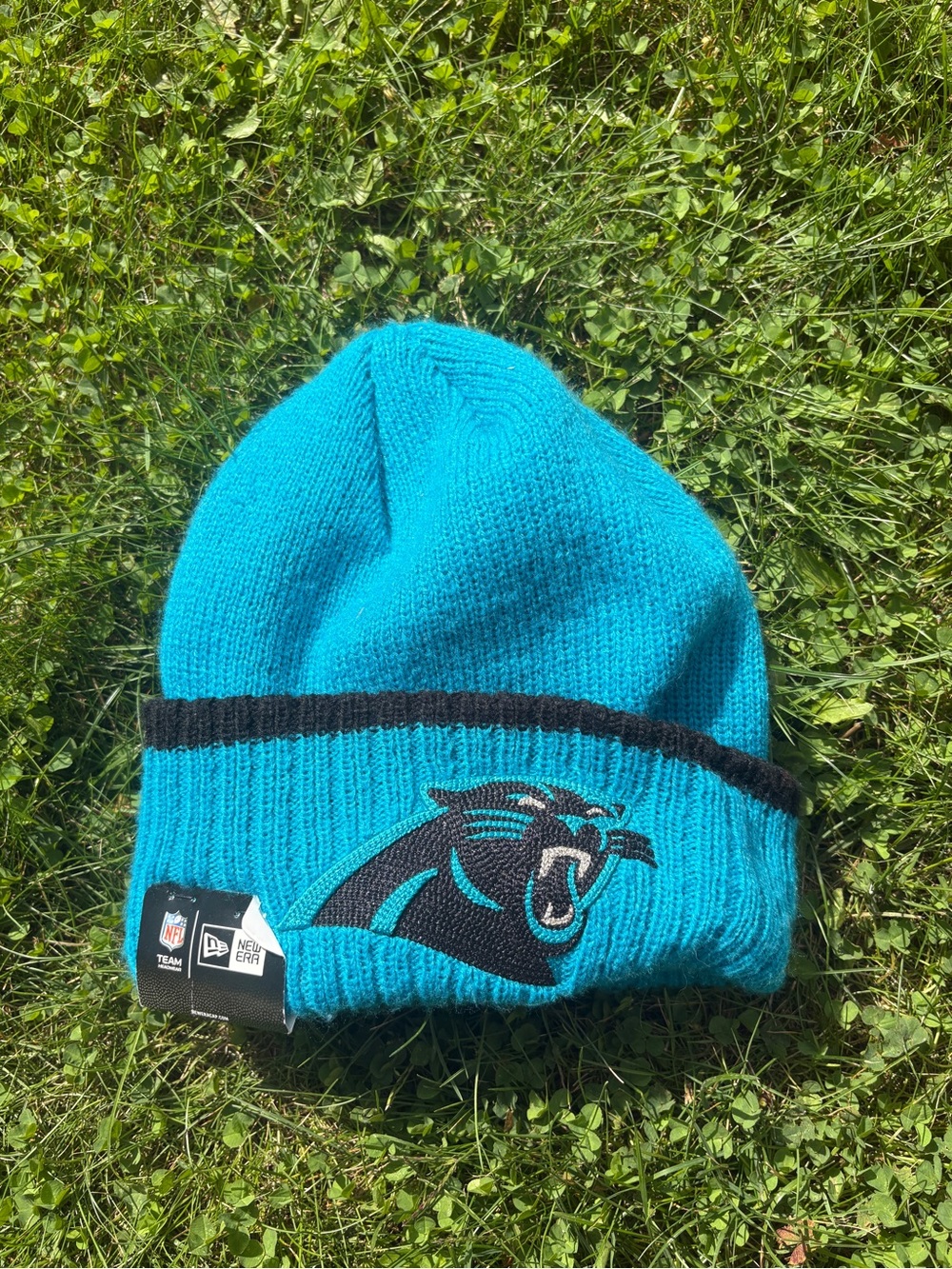 New Era Carolina Panthers Teal Knit Beanie new with tags